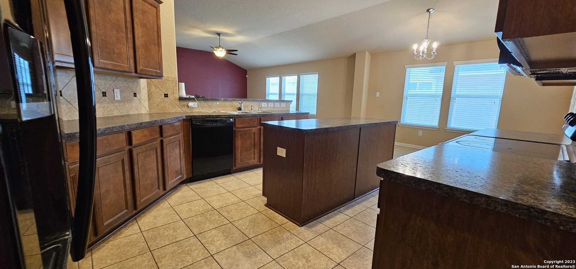 8307 White Mulberry San Antonio TX 78254