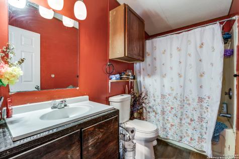470 Country Acres Seguin TX 78155