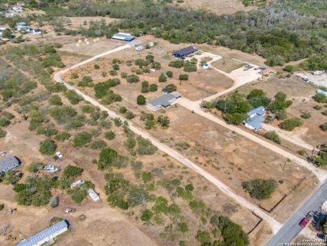 470 Country Acres Seguin TX 78155