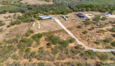 470 Country Acres Seguin TX 78155