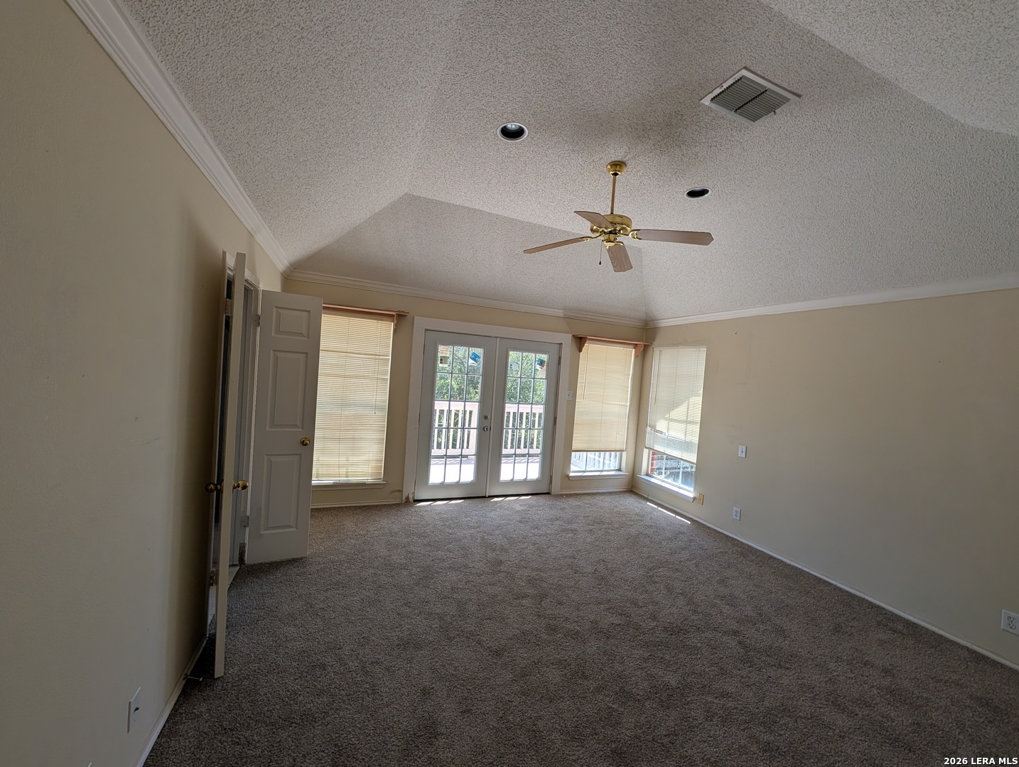 25118 Flying Arrow San Antonio TX 78258