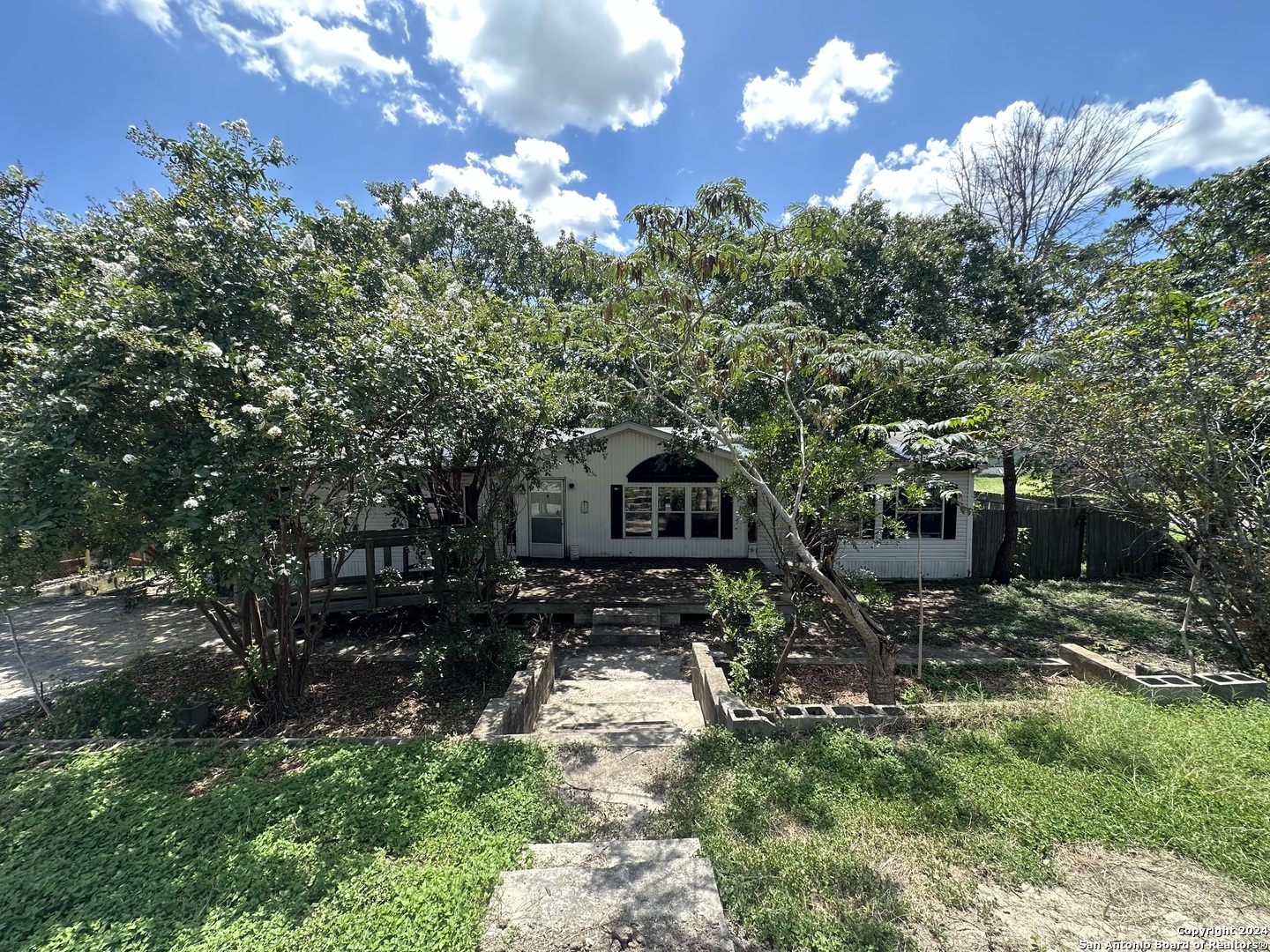 410 Buckhorn Drive Canyon Lake TX 78133