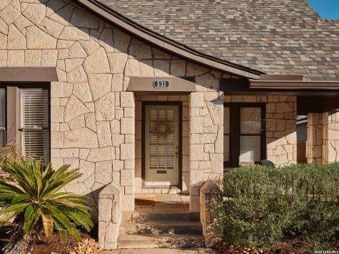 531 Donaldson Avenue San Antonio TX 78201