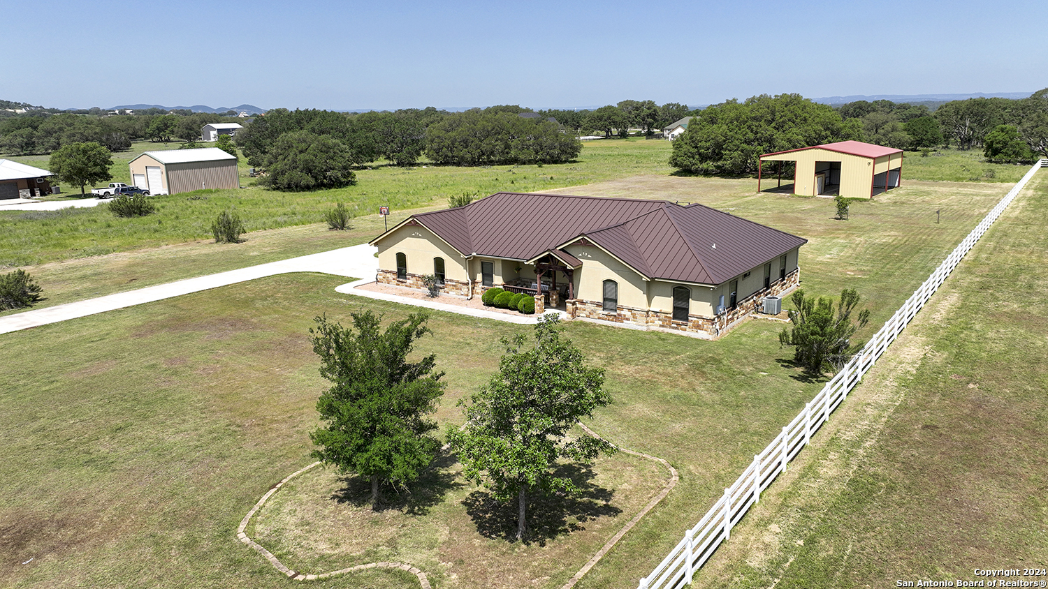 951 Horseshoe Falls Bandera TX 78003