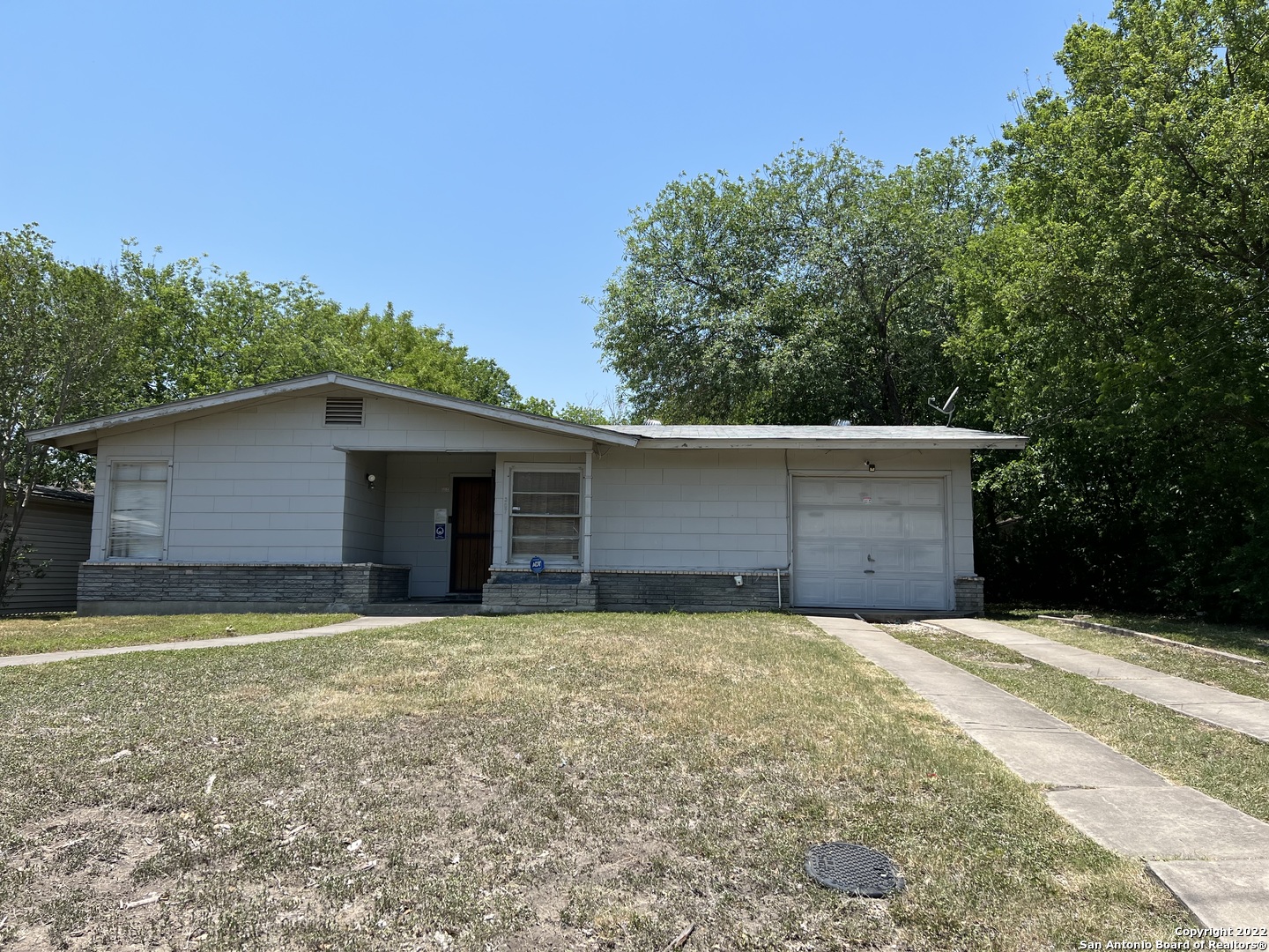 307 Hartline Drive San Antonio TX 78218