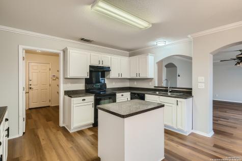 13107 Camino Carlos San Antonio TX 78233