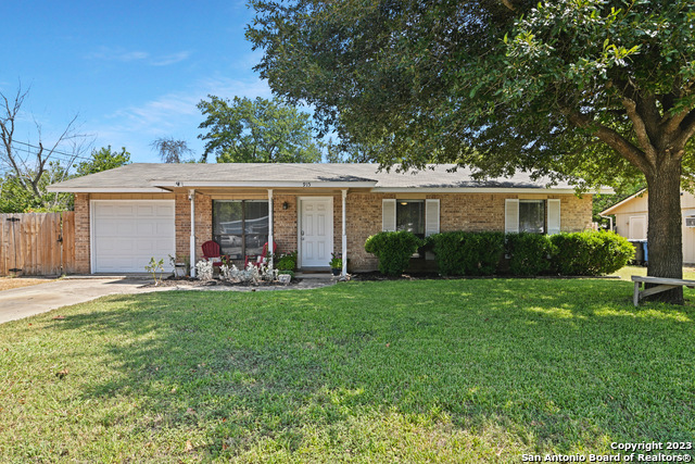 915 Hueco Drive New Braunfels TX 78130