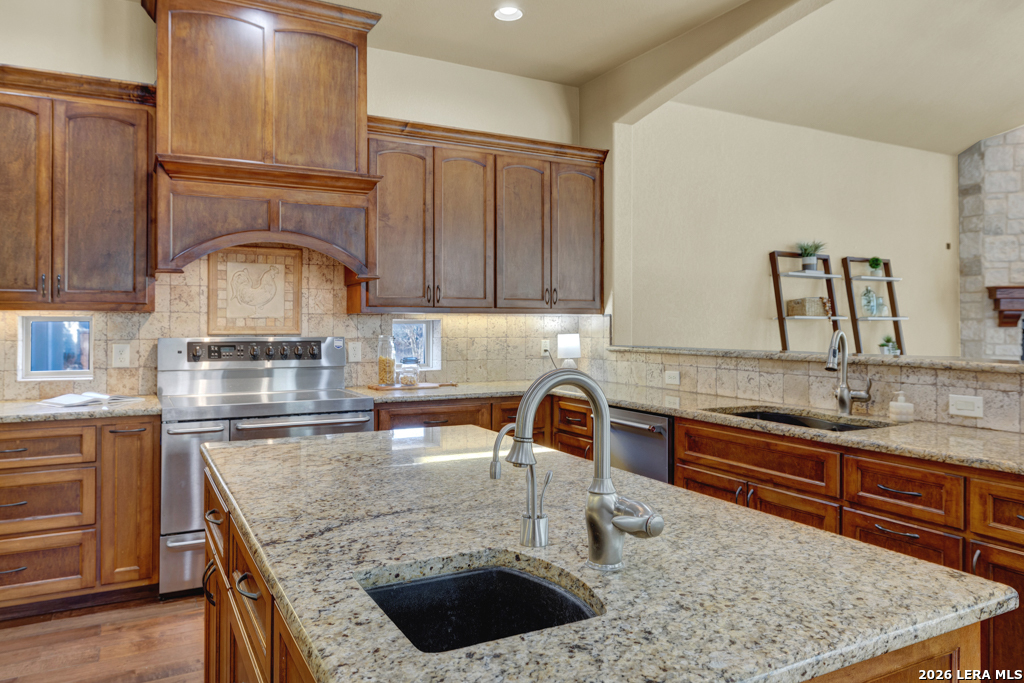 7607 Sky Loop San Antonio TX 78266