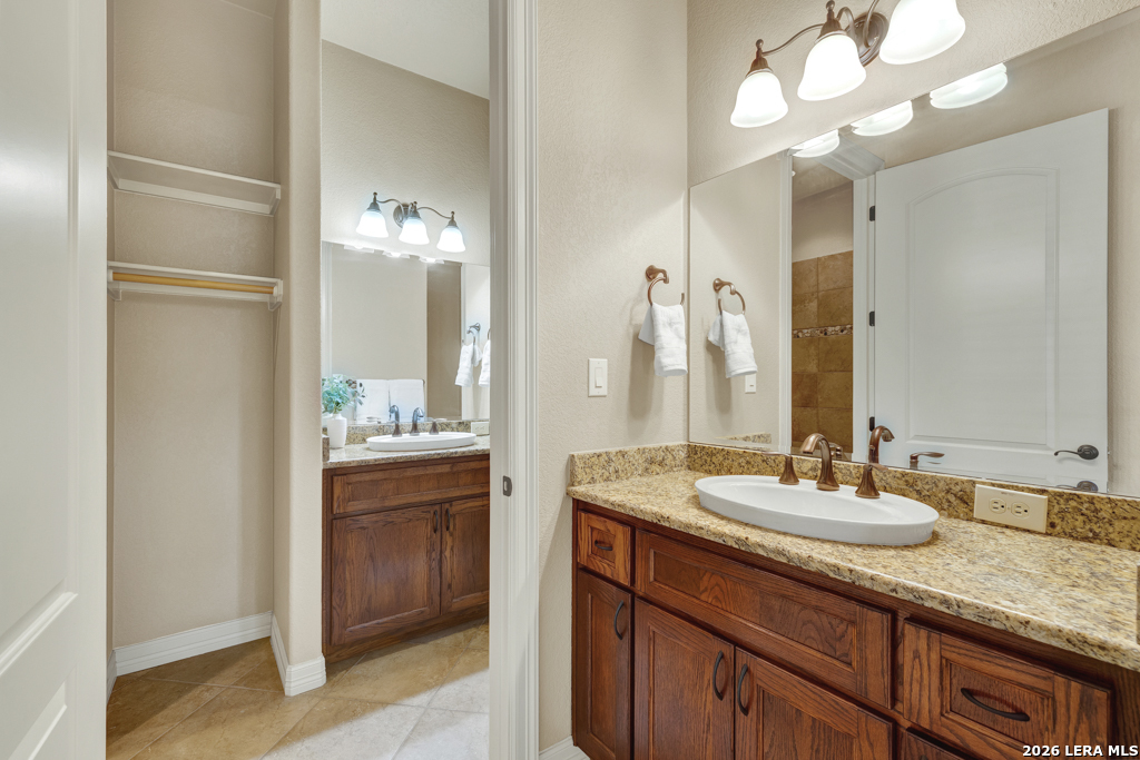 7607 Sky Loop San Antonio TX 78266