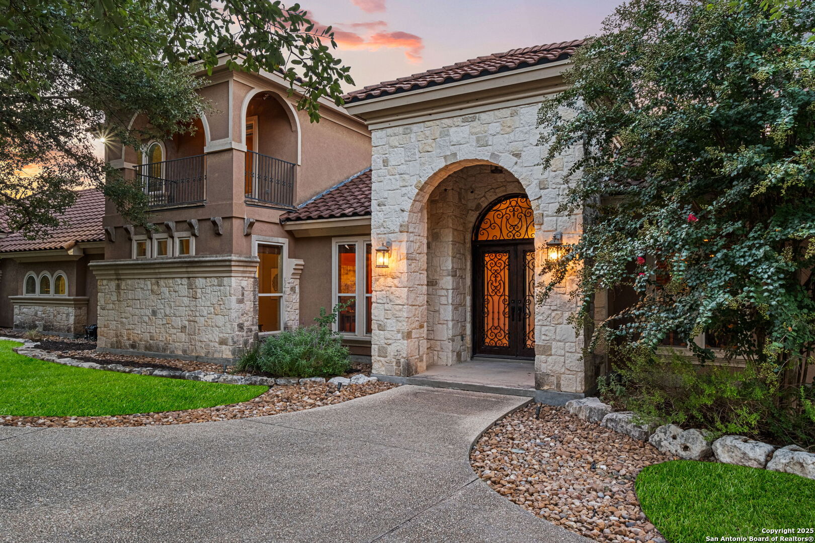 7607 Sky Loop San Antonio TX 78266