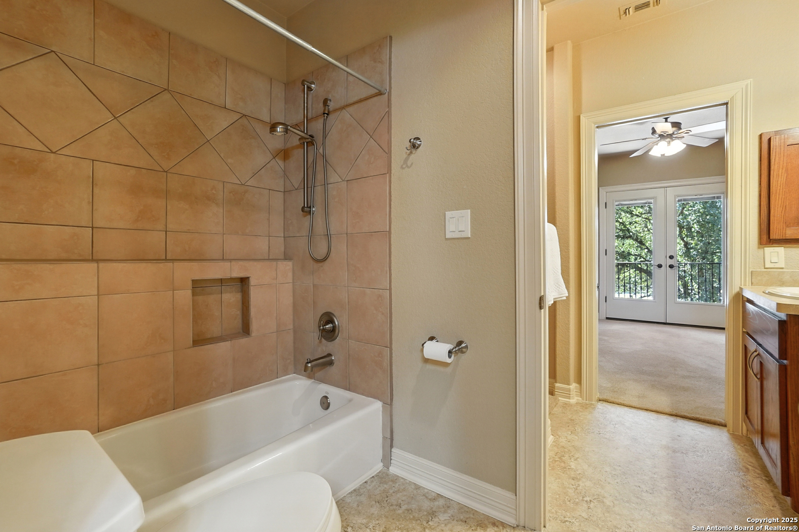 7607 Sky Loop San Antonio TX 78266