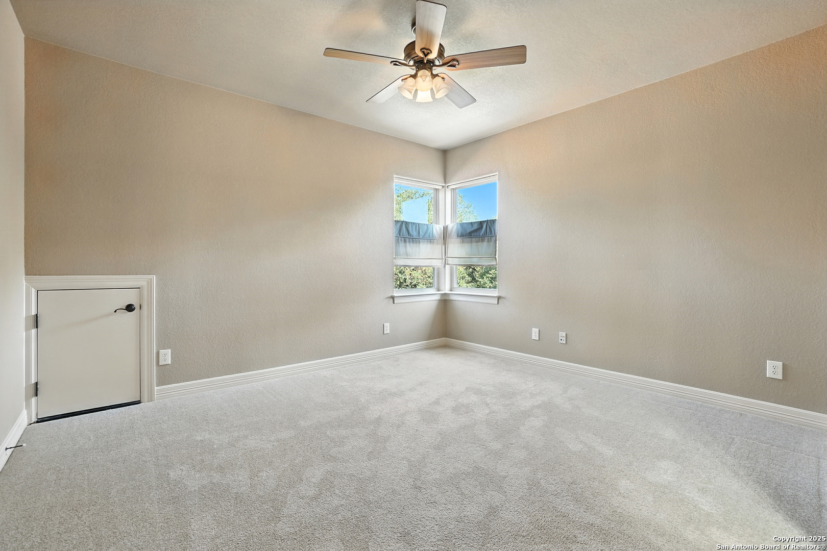7607 Sky Loop San Antonio TX 78266