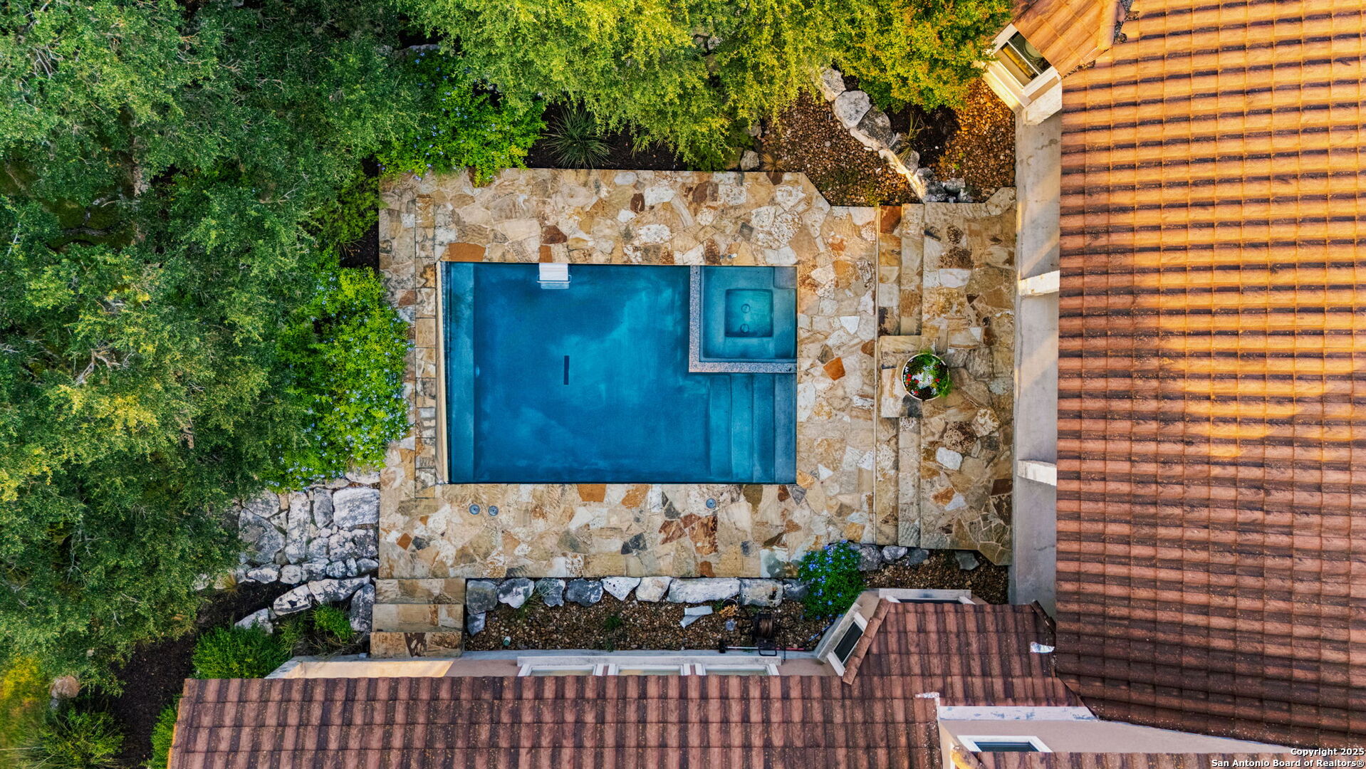 7607 Sky Loop San Antonio TX 78266