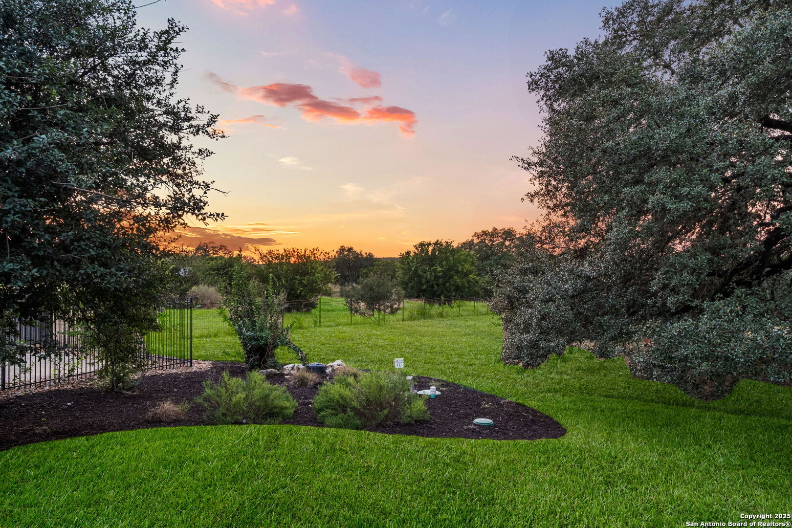 7607 Sky Loop San Antonio TX 78266