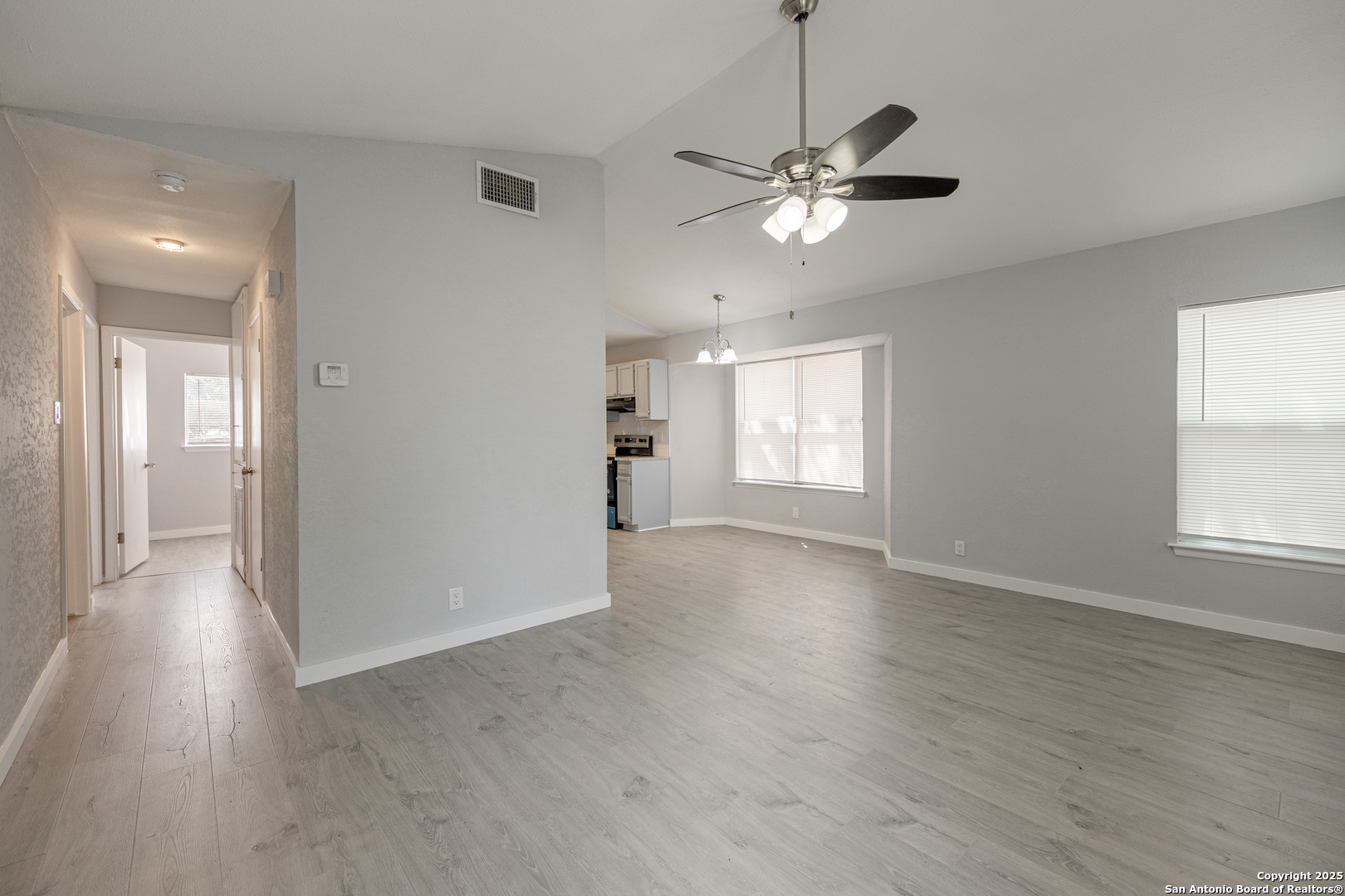 4114 Dakota Sun San Antonio TX 78244