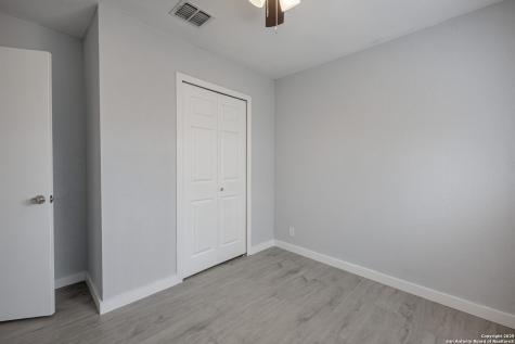 4114 Dakota Sun San Antonio TX 78244