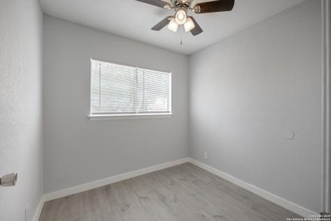 4114 Dakota Sun San Antonio TX 78244