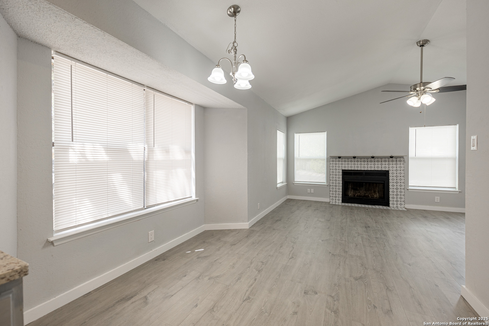 4114 Dakota Sun San Antonio TX 78244