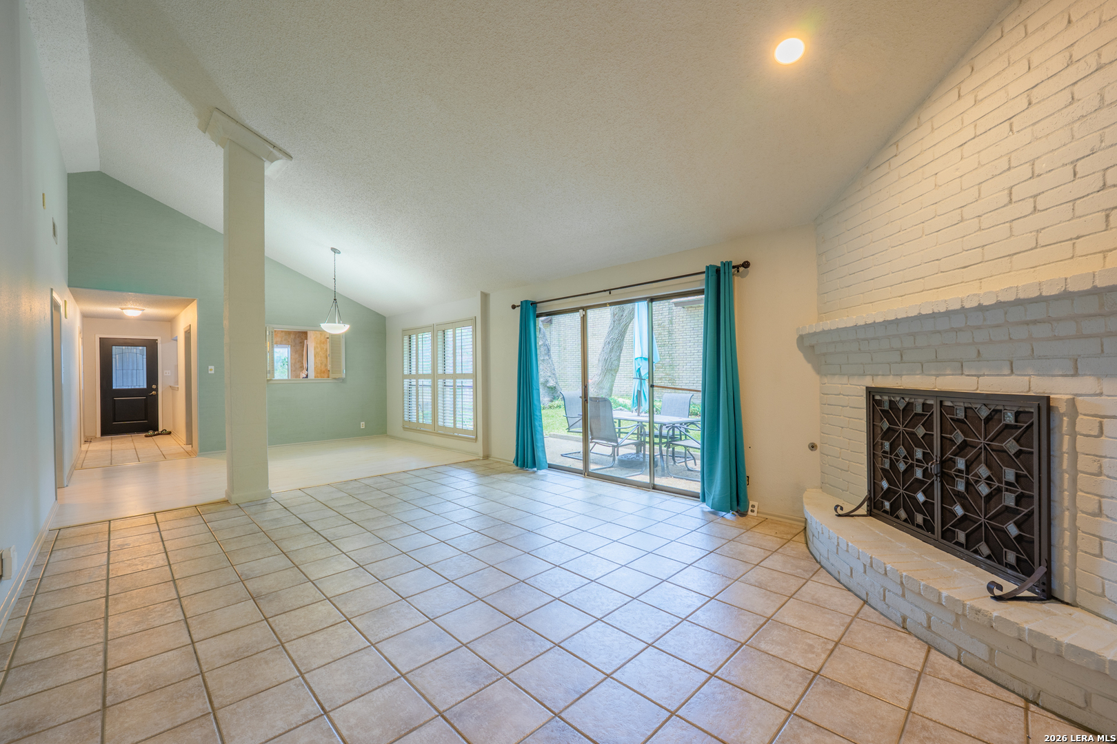 1010 E Bitters Road San Antonio TX 78216