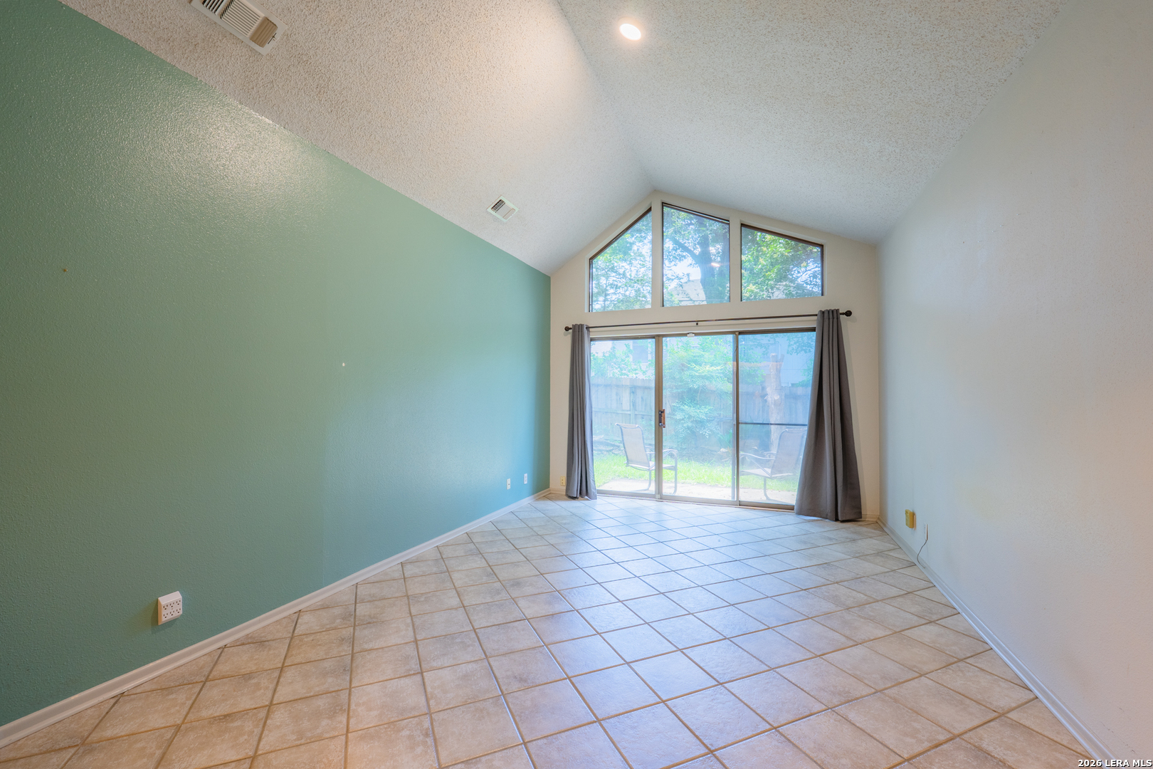 1010 E Bitters Road San Antonio TX 78216