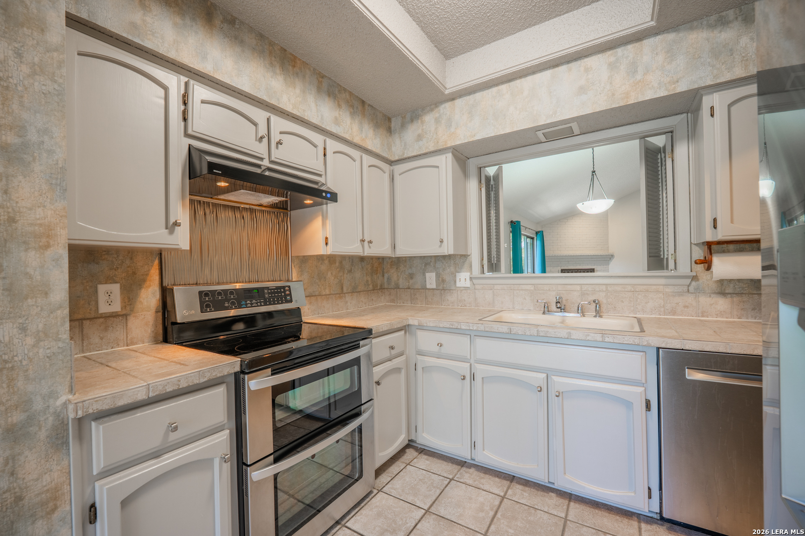 1010 E Bitters Road San Antonio TX 78216