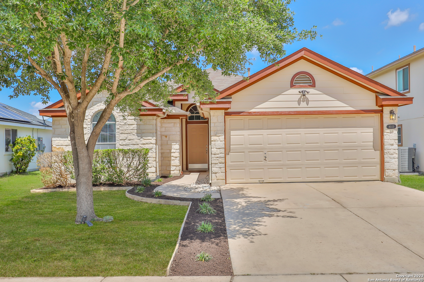 8503 Snakeweed Drive Converse TX 78109