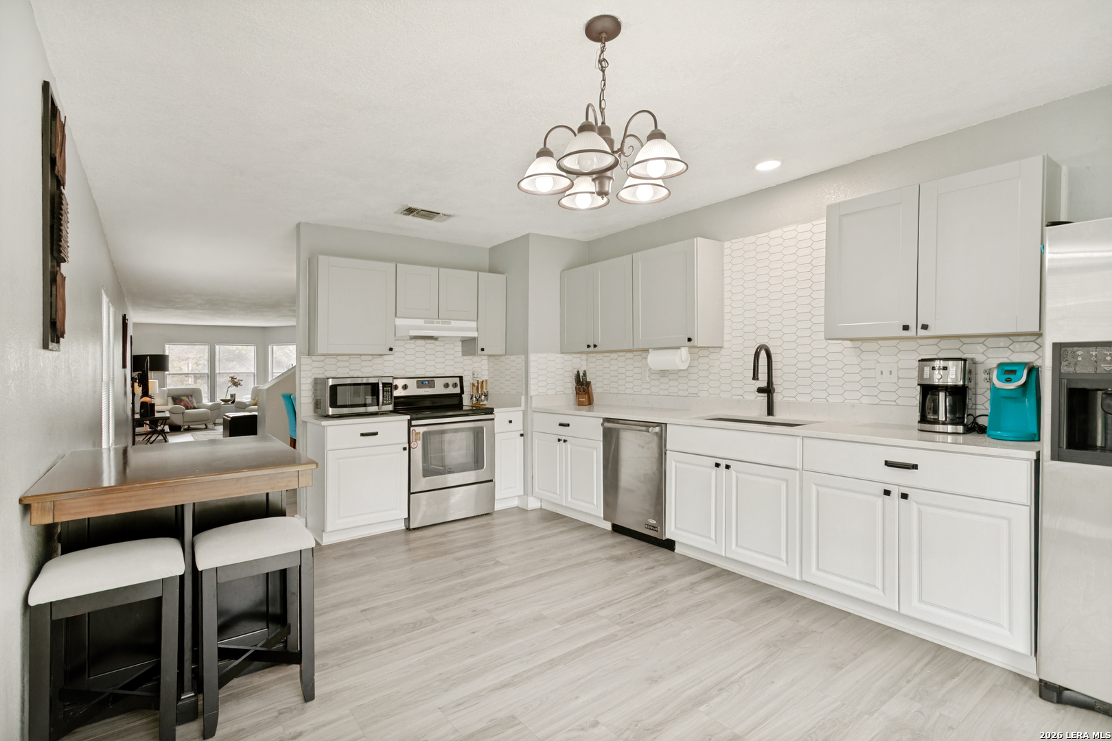 6703 Country Breeze San Antonio TX 78240