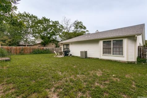 6703 Country Breeze San Antonio TX 78240