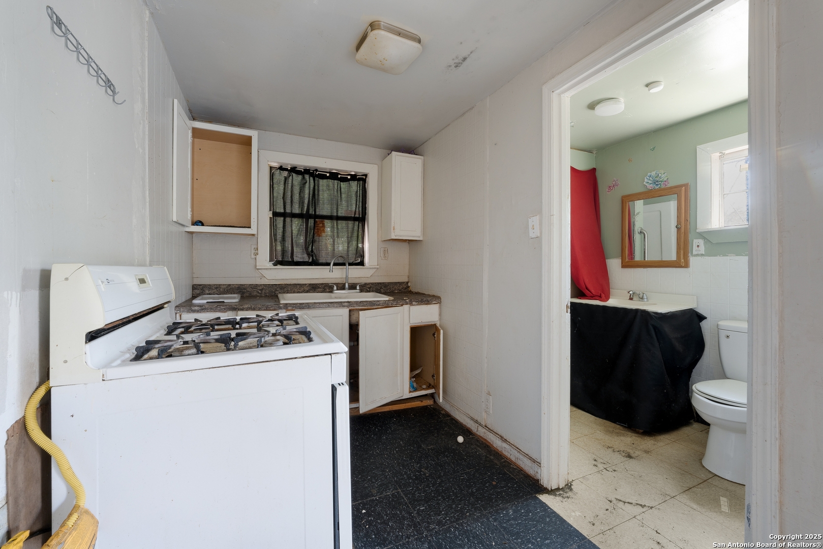 5030 Creekmoor San Antonio TX 78220