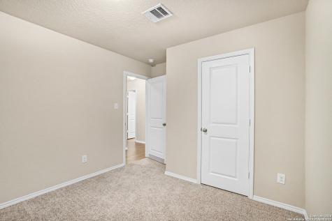7402 Snapdragon Court Converse TX 78109