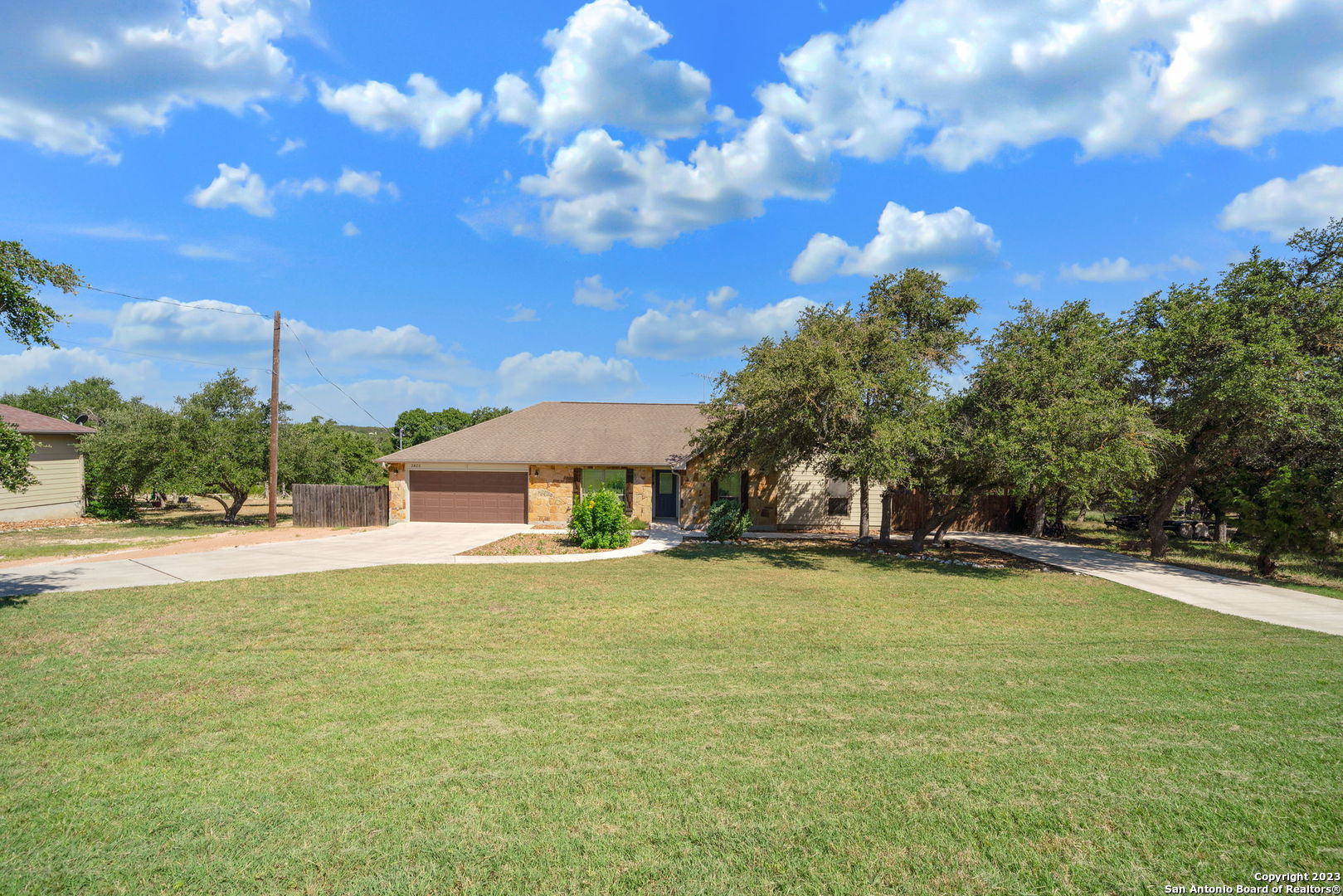 2825 Rocky Ridge Loop Canyon Lake TX 78133