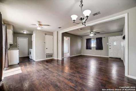 427 Susanwood Drive San Antonio TX 78220
