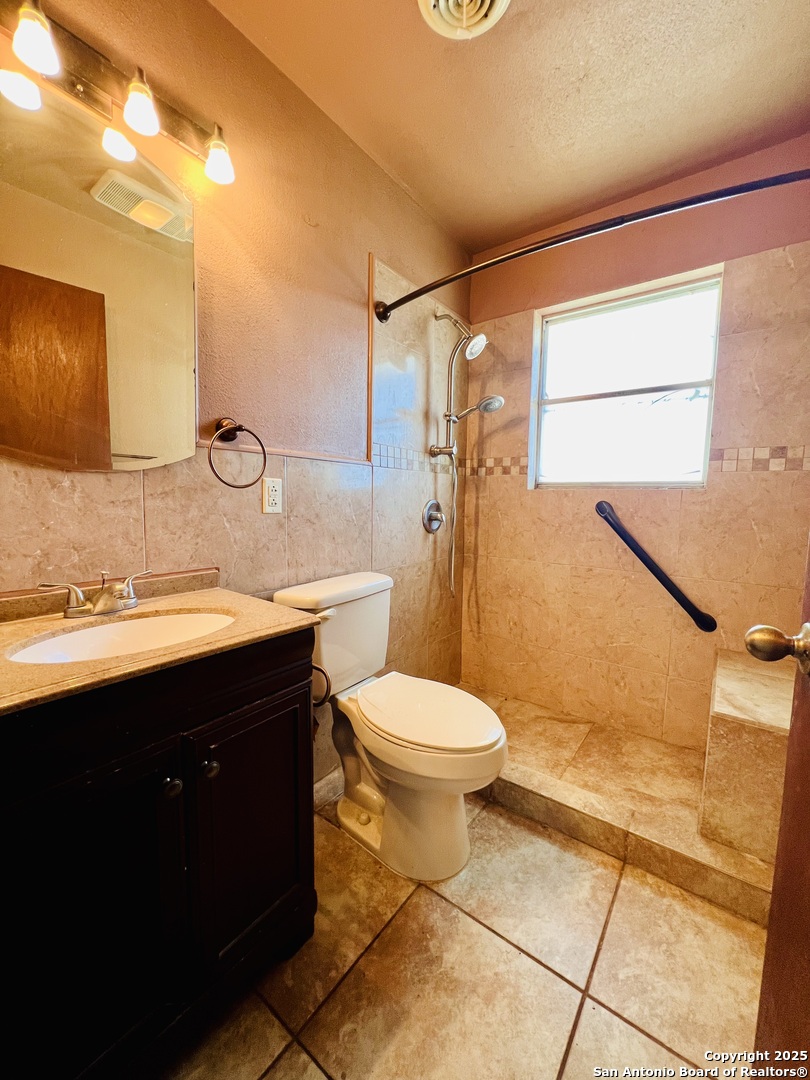 625 Oakhaven Road Pleasanton TX 78064