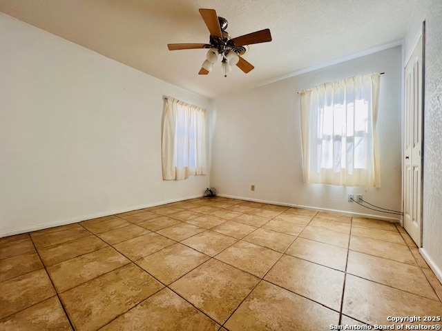 625 Oakhaven Road Pleasanton TX 78064