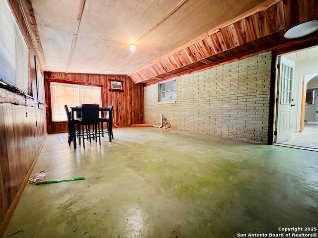 625 Oakhaven Road Pleasanton TX 78064