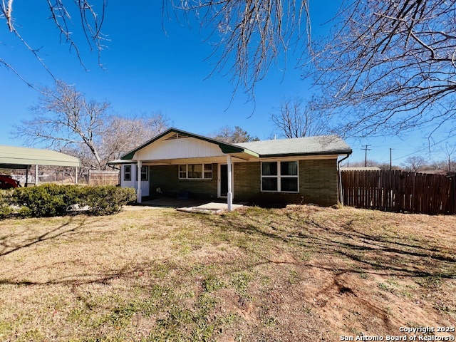 625 Oakhaven Road Pleasanton TX 78064