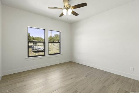 1595 Rocky Ridge Loop Canyon Lake TX 78133