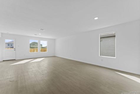 1851 Nuthatch Ridge New Braunfels TX 78130