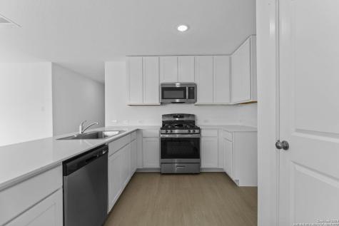 1851 Nuthatch Ridge New Braunfels TX 78130