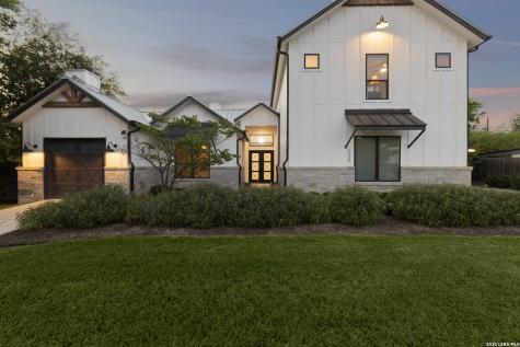 1025 Garraty Road Terrell Hills TX 78209