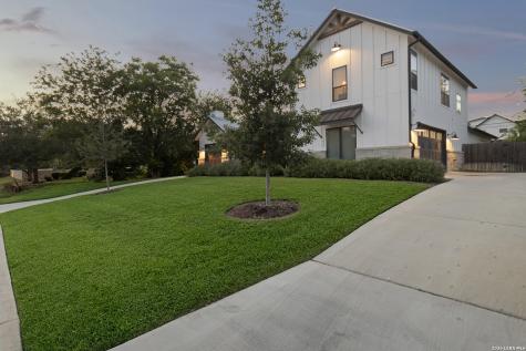 1025 Garraty Road Terrell Hills TX 78209