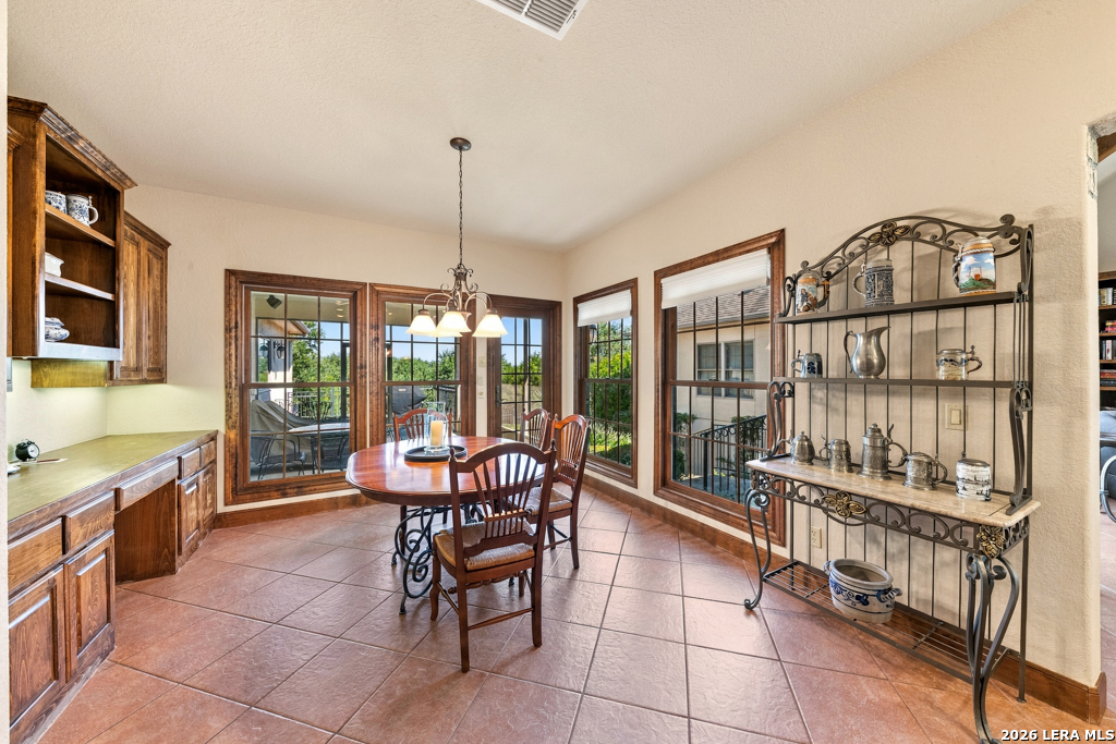 827 Highland Springs Canyon Lake TX 78133