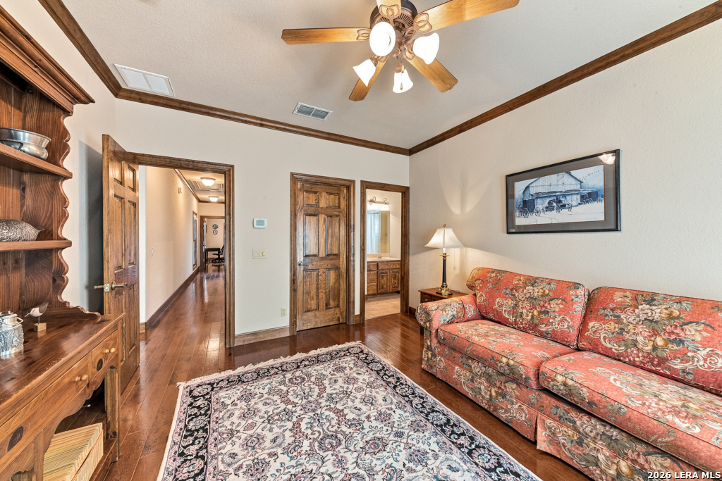 827 Highland Springs Canyon Lake TX 78133