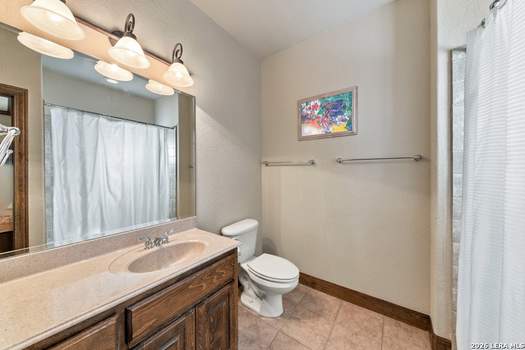 827 Highland Springs Canyon Lake TX 78133