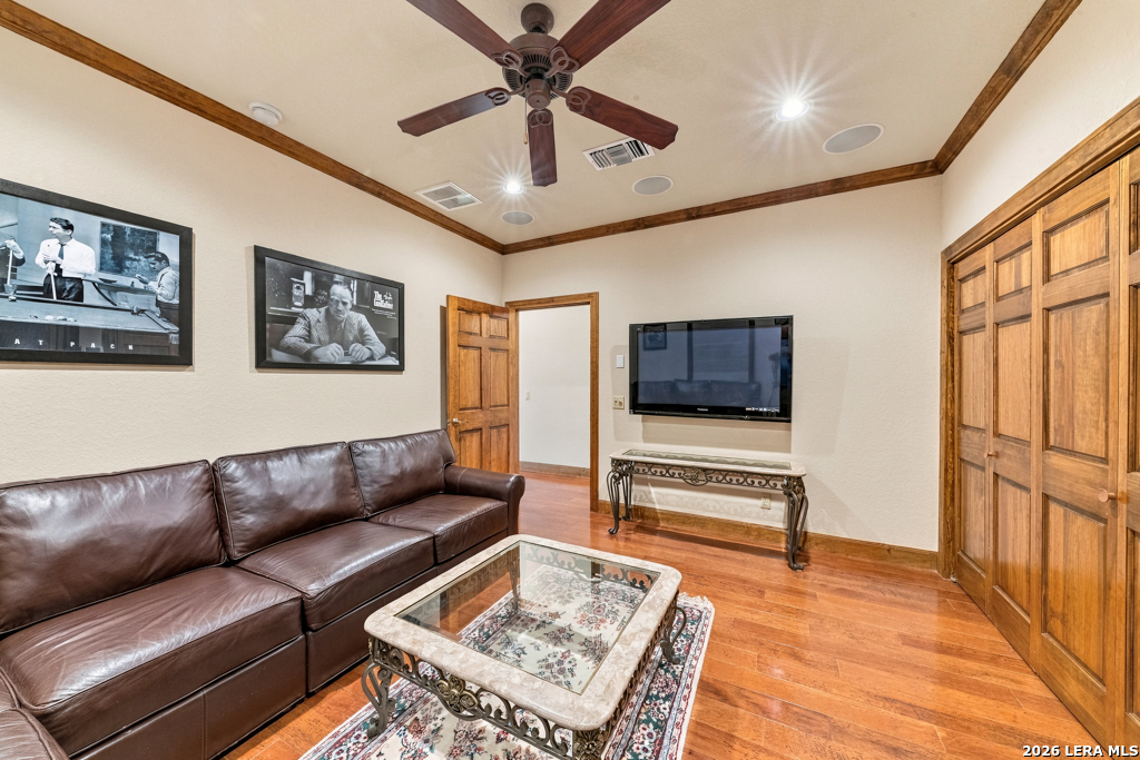 827 Highland Springs Canyon Lake TX 78133