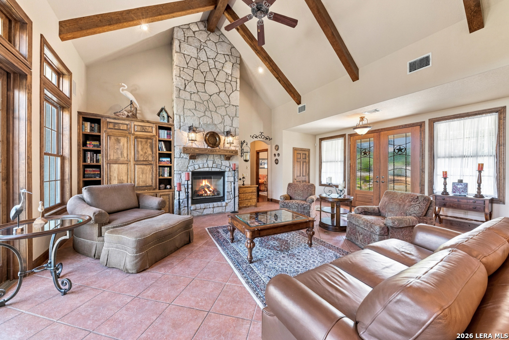 827 Highland Springs Canyon Lake TX 78133