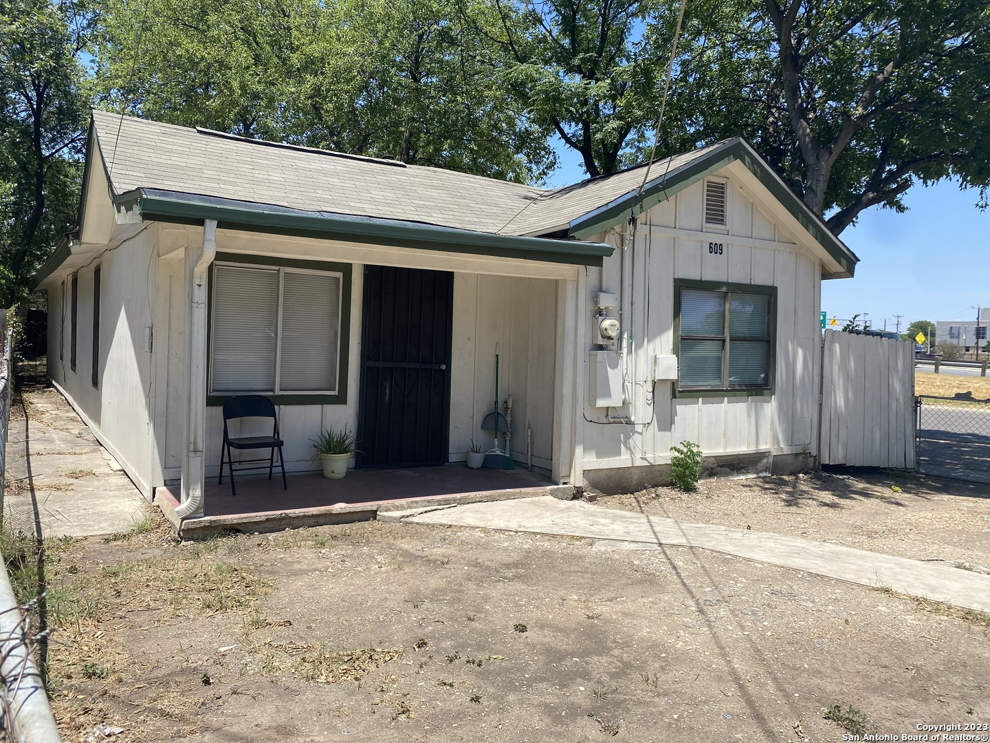 609 Ripford Street San Antonio TX 78225