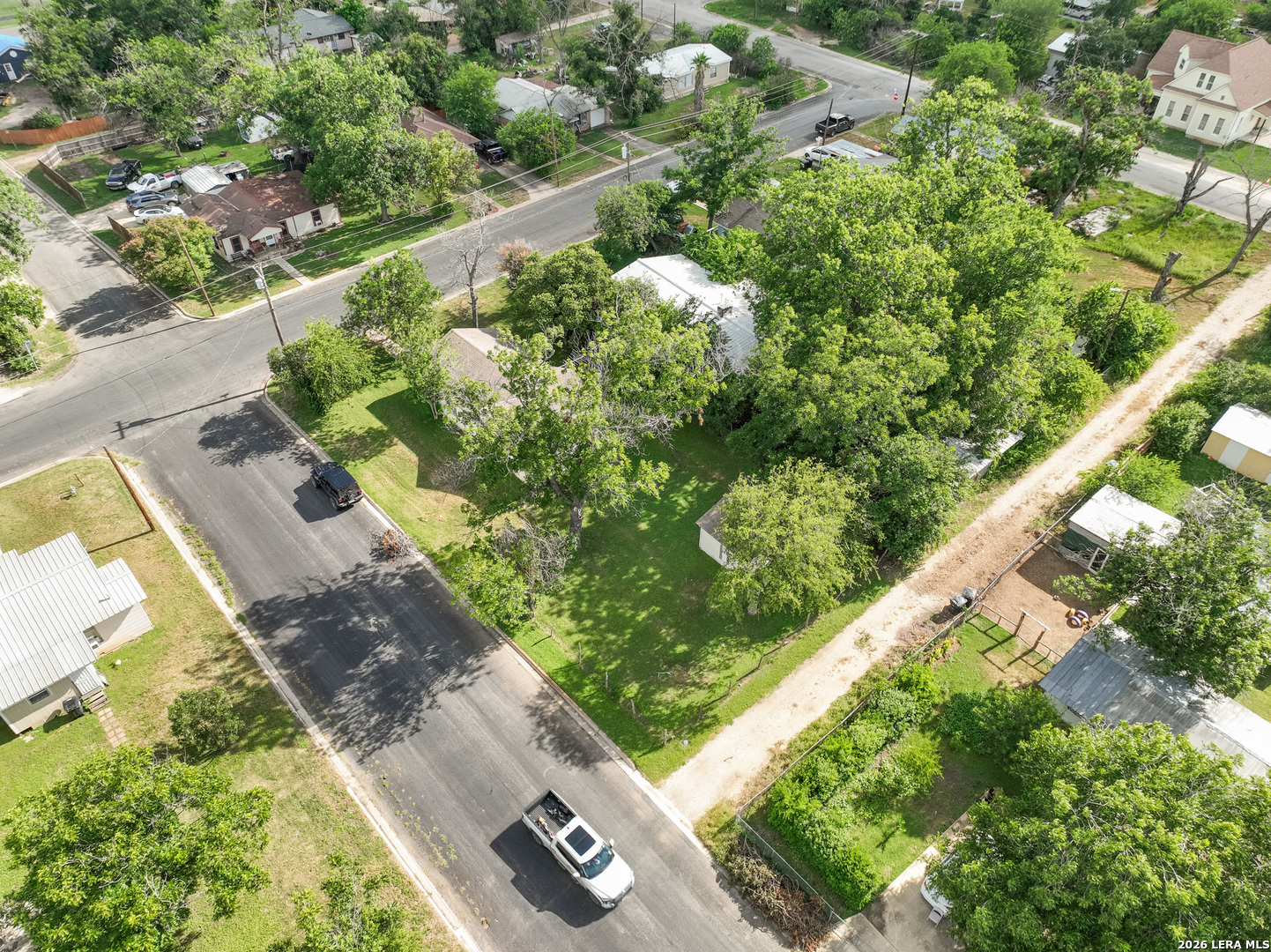 1902 17th Street Hondo TX 78861