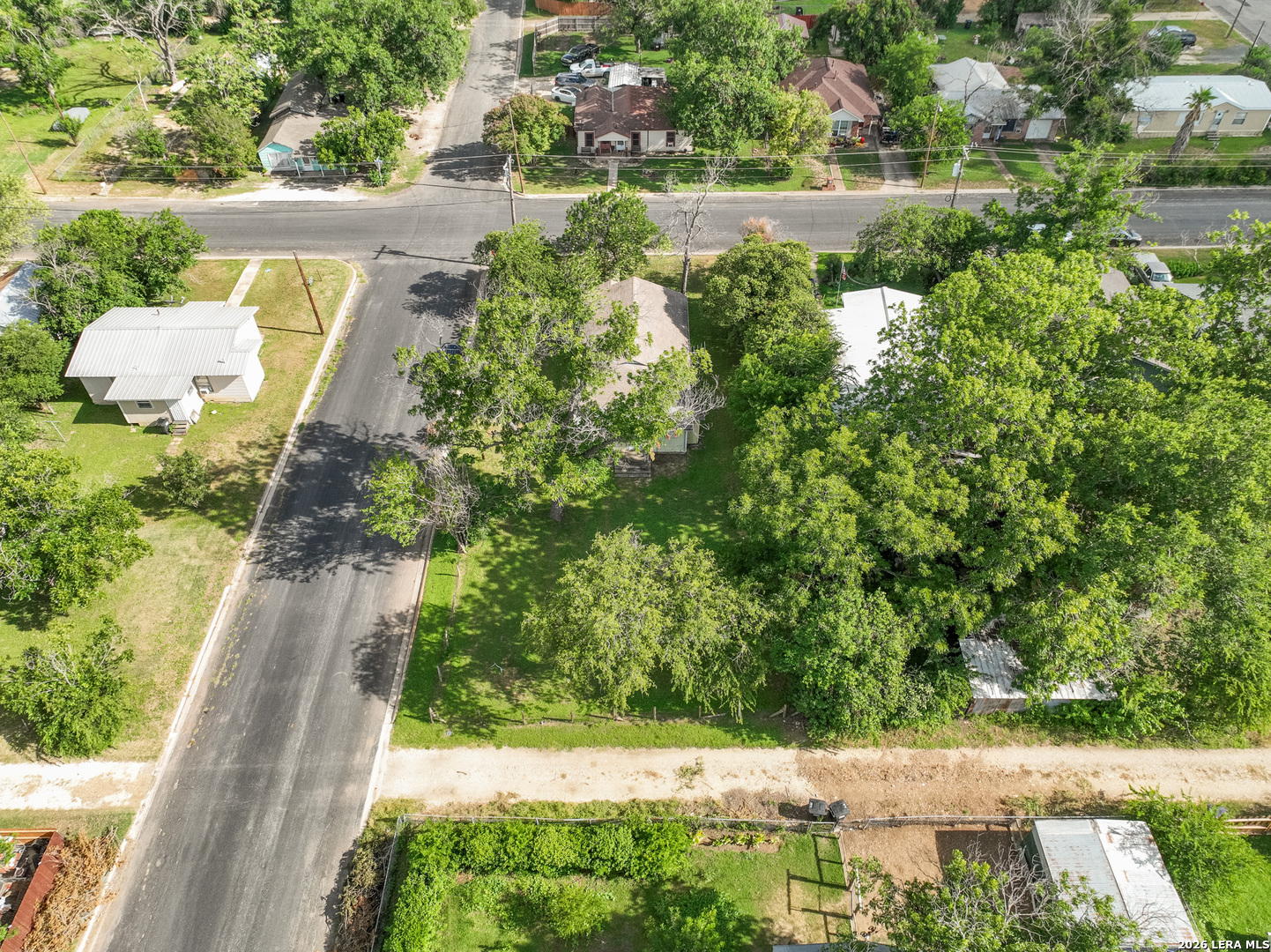 1902 17th Street Hondo TX 78861