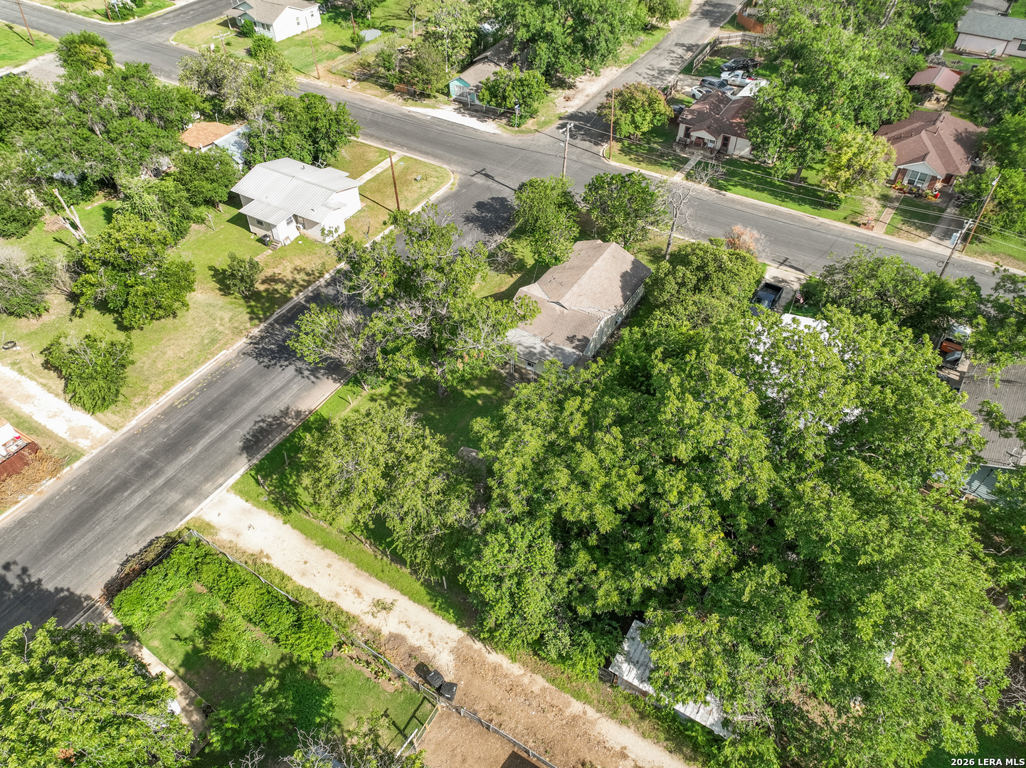 1902 17th Street Hondo TX 78861